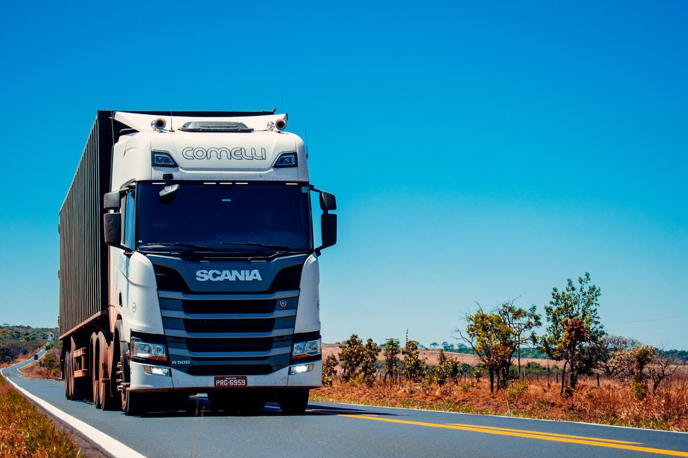 Caminhão de transporte agrícola